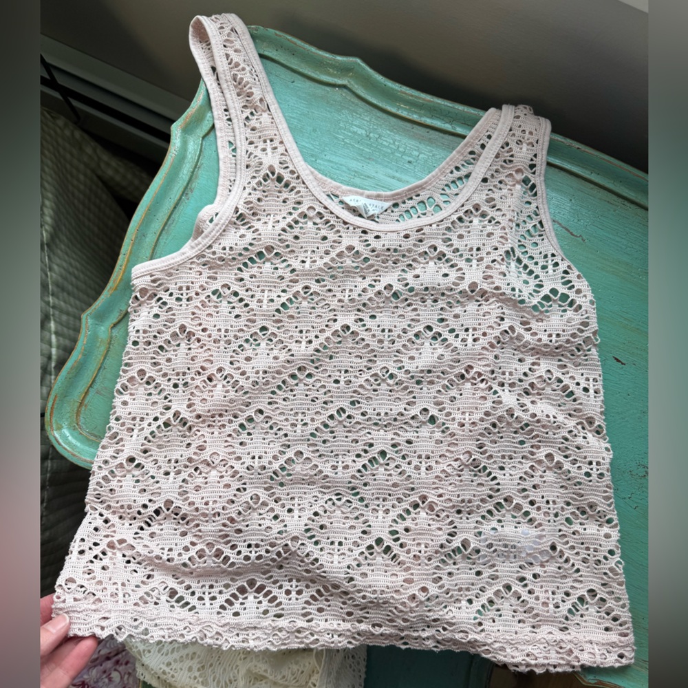 Set of 2 Aeropostale Lace Tank Tops in Pink and White Size XS - Picture 2 of 6